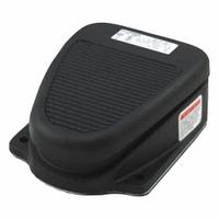 LINEMASTER Foot Switch: Clipper Series, 1 Pedals, Momentary, DPDT (MPN 635-S). Key specifications — Switch Action: Momentary; Foot Guard Included: No Guard Included; Brand: LINEMASTER; Series: Clipper; Power Source: Electrically Corded.
