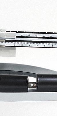 OHAUS Mechanical Beam Bench Scale: 5 3/4 lb Wt Capacity - Imperial, 0.1 g (MPN TP2611). Key specifications — Weighing Units: g; Washdown: No; Brand: OHAUS; Readability: 0.1 g.