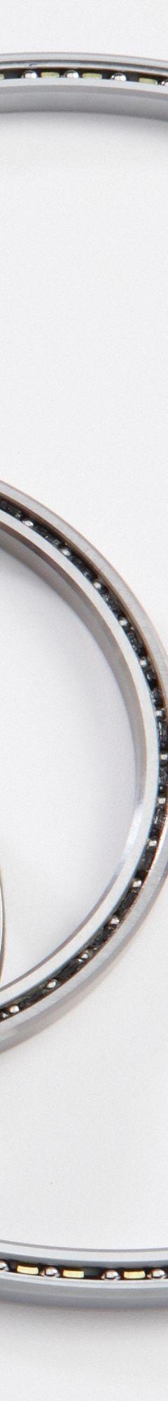SILVERTHIN BEARING Spherical Roller Bearing: JSA025, Double Sealed, 2 1/2 in Bore Dia, Alloy Steel (MPN JSA025CPO). Key specifications — Bearing Industry Number: JSA025; Brand: SILVERTHIN BEARING.