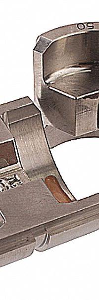 THOMAS & BETTS Upper and Lower Crimping Die: 1/0 AWG Aluminum/3/0 AWG Copper, 2 Sizes, Code (MPN 15530SS). Key specifications — attr511073: Copper & Aluminum Connectors; attr511072: Code; attr473934: THOMAS & BETTS; attr511065: Color-Keyed; attr511069: Tan; attr542116: 1/0 AWG Aluminum; attr511067: TBM6UNICR-LI.