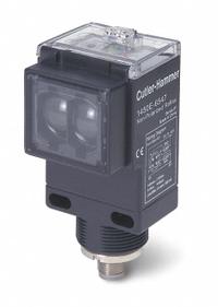 EATON Photoelectric Sensor: Built-in Connector, 4 - Pin M12 Connector, 10-40V DC, NPN and PNP (MPN 1450E-6547). Key specifications — attr211355: EATON; attr1075361: 10-40V DC.