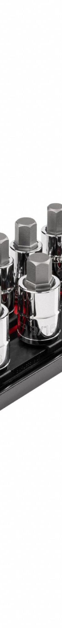 TEKTON Socket Set: 1 - 25 Pieces, 1/2 in Drive Size, 23 Pieces, 19 3/4 in Overall Lg, Fixed Insert (MPN SHB92202). Key specifications — attr1216280: Fixed Insert; attr1216283: TEKTON; attr1225718: 1/4 in to 3/4 in; attr1227491: 1/2 in.