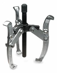 WESTWARD Jaw Puller: 0 in – 5 1/2 in Jaw Spread, 4 5/8 in Jaw Reach, 0.5 Jaw Thick, 5/8 in 5 1/2 in (MPN 4YT15). Key specifications — attr668195: M14 x P2; attr663993: WESTWARD; attr923970: Convertible 2 and 3; attr924203: Standard.