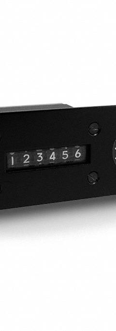 TRUMETER Electromechanical Counter: Electromechanical Counters, Front Panel Mounting, Analog, Analog (MPN P32-1026-115AC). Key specifications — Mounting Style: Front Panel; Standards: CE; Brand: TRUMETER; Manufacturer Part Number: P32-1026-115AC; Meter Type_Broad: Analog.