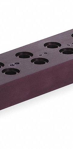 NUMATICS Manifold Assembly: For Series L01, 8 Valve Ports, 1/4 in, 1/4 in Valve Port Connection Size (MPN 241-152). Key specifications — attr1076719: 241-152; attr1076785: Manifold Assembly.