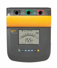 FLUKE Megohmmeter: 5 megaohm to 100 gigohm, CAT III 1000V/CAT IV 600V, IP40, Digital, USB (MPN FLUKE-1555). Key specifications — IP Rating: IP40; Test Voltage: 5,000V DC; Brand: FLUKE.
