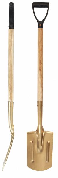 AMPCO Edging Spade: Aluminum-Bronze Alloy Blade, D-Grip Handle Type, Fiberglass Handle (MPN 7732). Key specifications — Blade Color: Gold; Handle Color: Wood; Blade Material: Aluminum-Bronze Alloy.