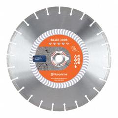 HUSQVARNA Diamond Saw Blade: Concrete/Granite, 18 in Blade Dia., 1 in Arbor Size, Wet, Better (MPN Blue200B-18). Key specifications — attr1097734: Wet; attr1097738: Large Flat Saw; attr1097751: HUSQVARNA.