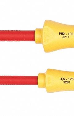 WIHA Insulated Screwdriver Set: 1-10 Pieces, 2 Pieces, Phillips/Slotted Tip, 4.5 mm Tip Size (MPN 32189). Key specifications — attr1205274: WIHA; attr1205269: 4.5 mm.