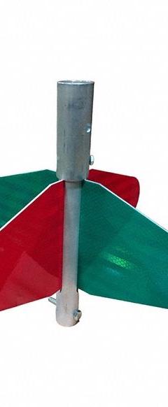 ALDON Target: Mounting Hardware Included, Green/Red, Mast/Adapter and Mounting Hardware (MPN 4015-310). Key specifications — Reflector Color: Green; Brand: ALDON; Includes: Mast/Adapter and Mounting Hardware; Mounting Hardware Included: Yes.