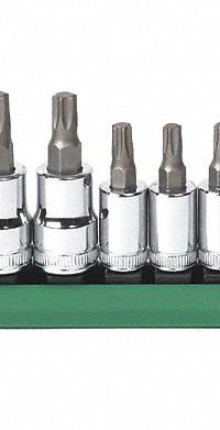 GEARWRENCH Socket Bit Sets: 1 - 25 Pieces, 1/4 in, 3/8 in, 1/2 in Drive Size, 13 Pieces, Torx (MPN 80723). Key specifications — attr1216280: Fixed Insert; attr1216283: GEARWRENCH; attr1225718: T8 to T60; attr1227491: 1/4 in, 3/8 in, 1/2 in.