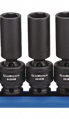 GEARWRENCH Socket Set: 3/8 in Drive Size, 10 mm to 19 mm Socket Size Range, Manganese Phosphate, SAE (MPN 84924N). Key specifications — attr1204251: GEARWRENCH; attr1215453: 3/8 in; attr1215454: 10 mm to 19 mm; attr1224229: Friction.