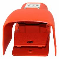 LINEMASTER Foot Switch: Hercules Series, 1 Pedals, Maintained, SPDT (MPN 571-DWH). Key specifications — Switch Action: Maintained; Foot Guard Included: Guard Included; Brand: LINEMASTER; Series: Hercules; Power Source: Electrically Corded.