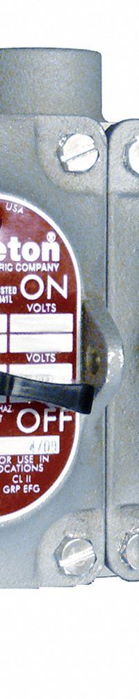 APPLETON ELECTRIC Tumbler Switch: 2 Gang, 3-Way, 20 A, 277 V AC, Dead-End Hub, 1 in Hub Size (MPN EDS3230). Key specifications — attr211272: APPLETON ELECTRIC.