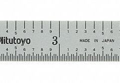 MITUTOYO Flexible Rule: 182-208, 6 in / 150 mm, 0.02 in Thick, 0.5 mm/1/50 in, Chrome, Black, Flex. Key specifications — attr939978: 0.5 mm; attr934745: MITUTOYO; attr944504: Inside Read; attr944509: Chrome; attr939993: Decimal; attr986193: Etched.