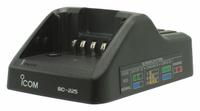 ICOM Single Unit Charger: Fits Icom, For F3400D/F4400D/F52D/F62D/F7010/F7020/F7040/M85 Series, BC225. Key specifications — Brand: ICOM; Compatible Radio Series: M85; Product Type: Single Unit Charger.