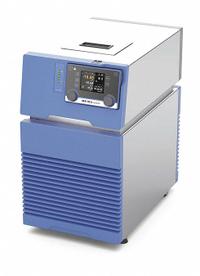 IKA Recirculating Chiller: 31 lpm Flow Rate, 0020008504, Refrigerated, 19 1/4 in Overall Dp, Digital. Key specifications — Temperature Accuracy Tolerance: +/-0.1°C; Display Type: Digital; Temperature Setting - Minimum: -30 °C; Brand: IKA.
