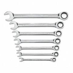 GEARWRENCH Combination Ratcheting Wrench Set: Alloy Steel, Full Polish Chrome, 7 Tools, Std (MPN 9317). Key specifications — attr309581: Full Polish Chrome; attr309580: Alloy Steel; attr309571: No; attr309583: No; attr309587: Yes; attr324931: GEARWRENCH.