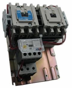 EATON NEMA Magnetic Motor Starter: Reversing, 3 Poles, NEMA Size 2, 45 A, 24V AC Coil (MPN AN59GN0T5E005). Key specifications — Brand: EATON; Auxiliary Contact Form: 1NO; Coil Voltage: 24V AC; Phase: Three; Operator: None; Operator Controls: None; Auxiliary Contacts Included: 1NO; Signaling Features: Pilot Light.