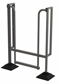 TRI-ARC Configurable Platform Ladder: 5.2 ft Overall Ht, 35 in Overall Wd, 35 in Overall Dp (MPN URTL902). Key specifications — attr1050432: TRI-ARC; attr1050434: Silver; attr1050449: Aluminum.
